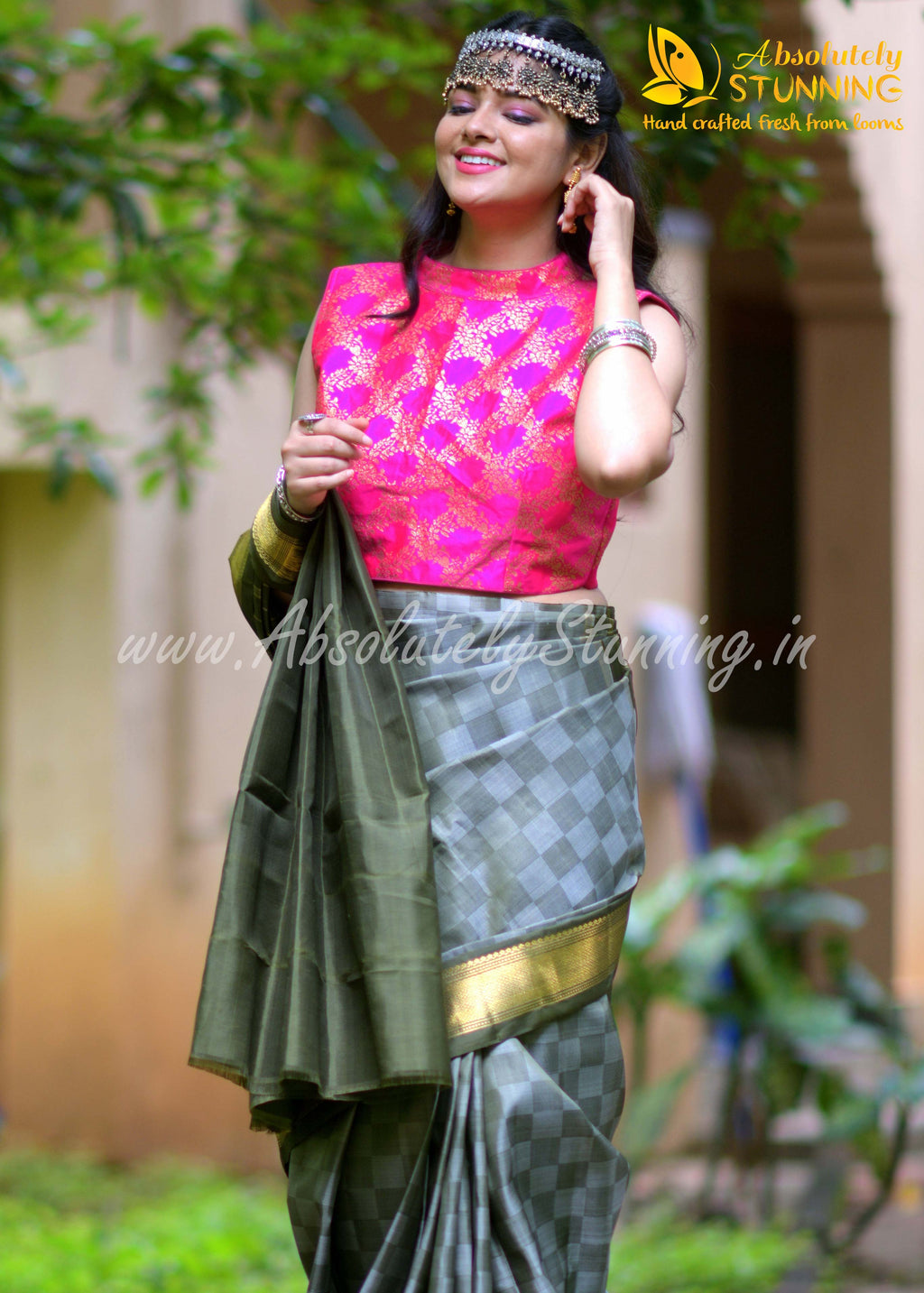 MELLINAM Hand Woven Payadi Green