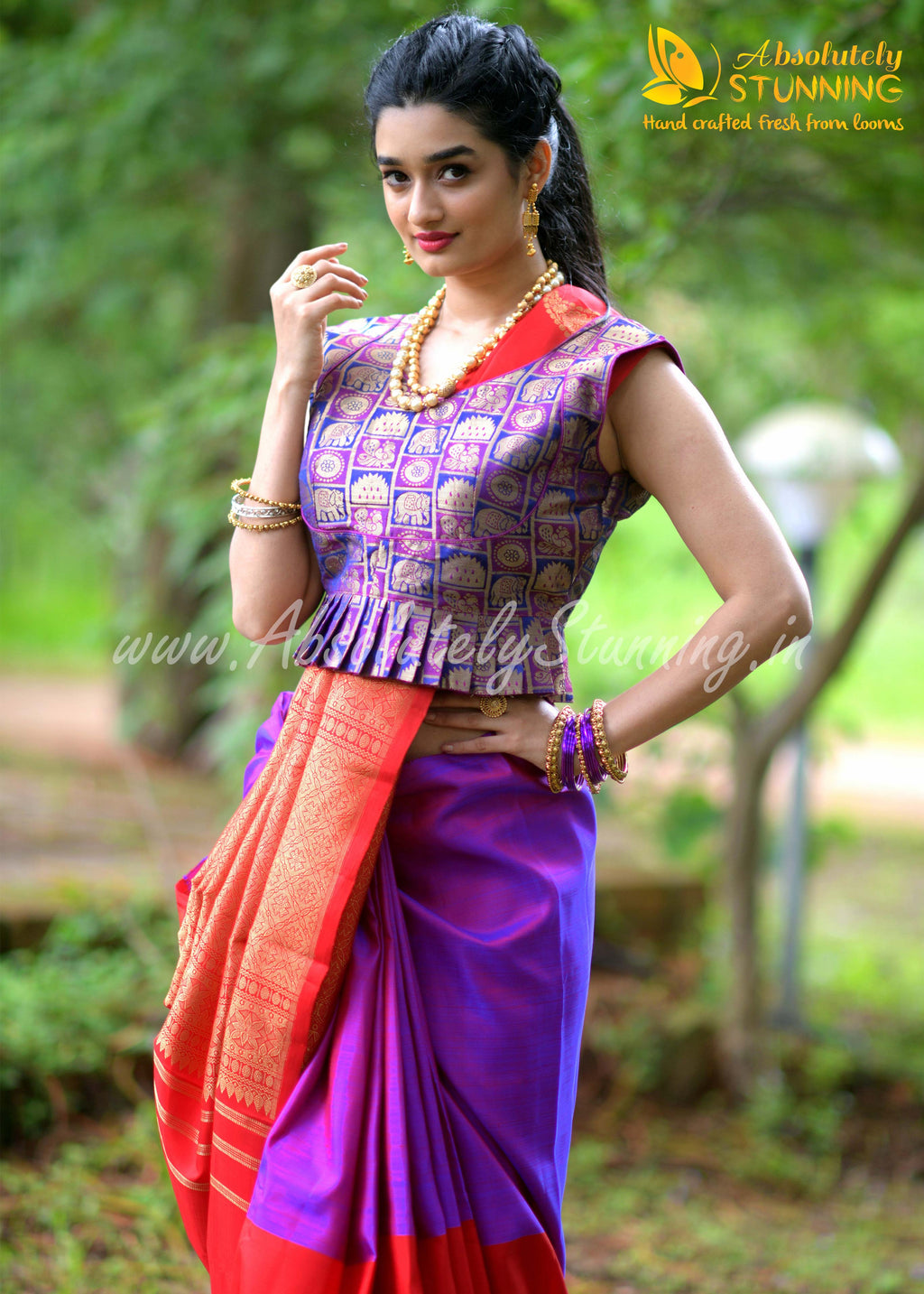 AAMRAM Hand Woven Bright Magenta Paisley Motif