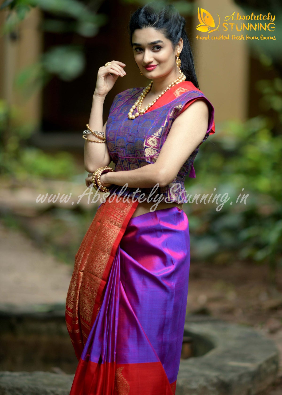 AAMRAM Hand Woven Bright Magenta Paisley Motif