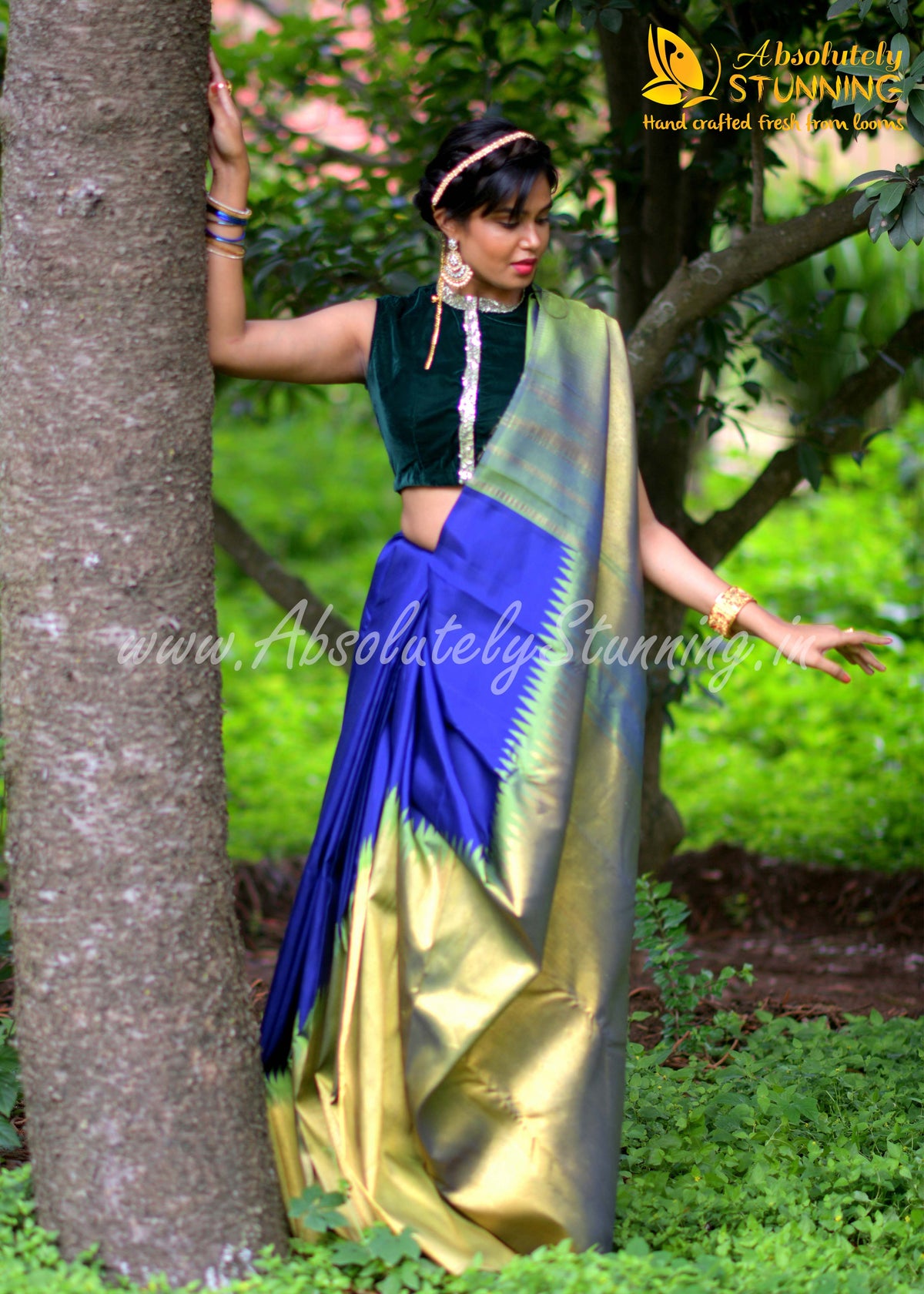 AROHANAM Hand Woven Midnight Blue Rising Border