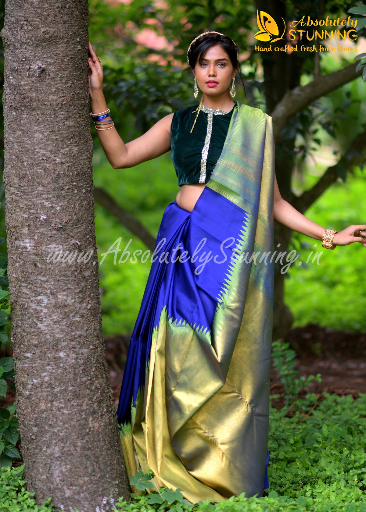 AROHANAM Hand Woven Midnight Blue Rising Border