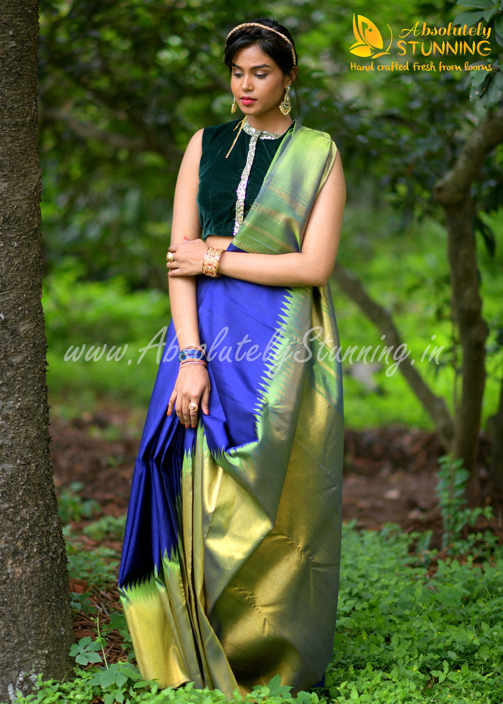 AROHANAM Hand Woven Midnight Blue Rising Border