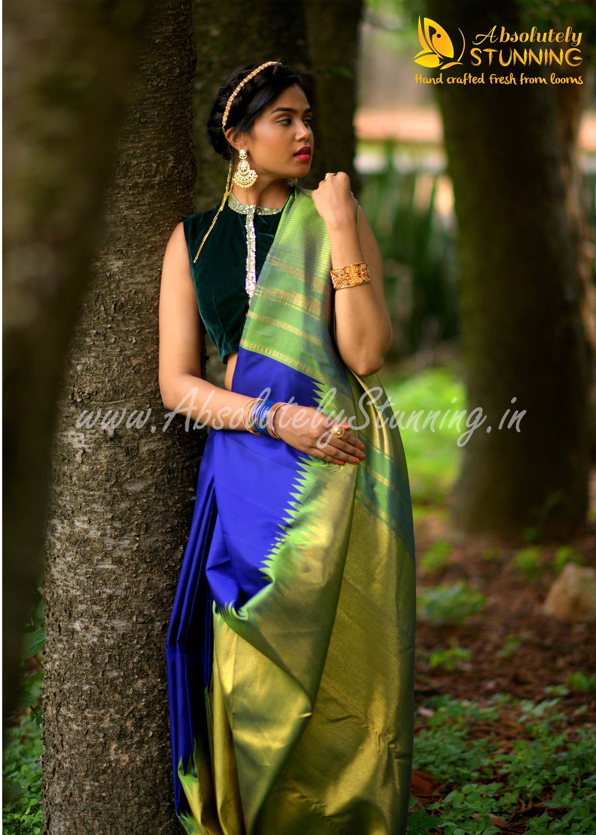 AROHANAM Hand Woven Midnight Blue Rising Border