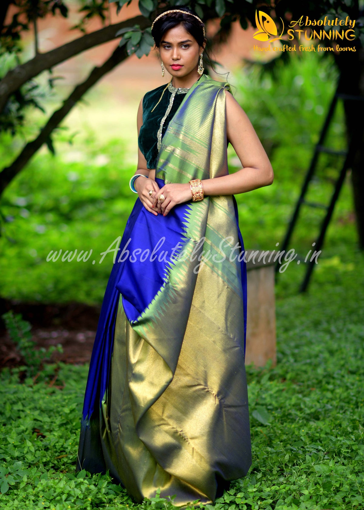 AROHANAM Hand Woven Midnight Blue Rising Border