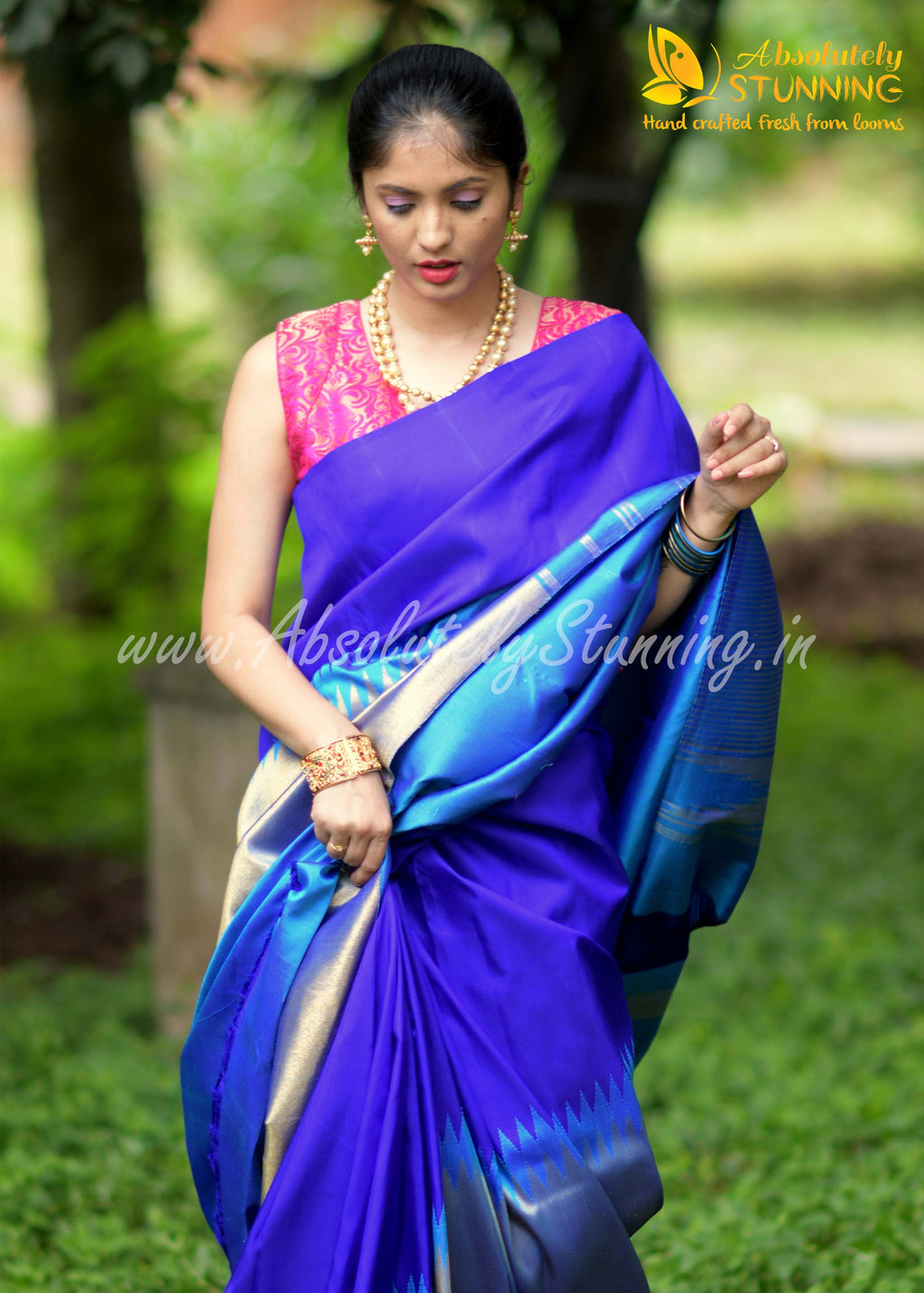 AROHANAM Hand Woven Royal Blue Rising border