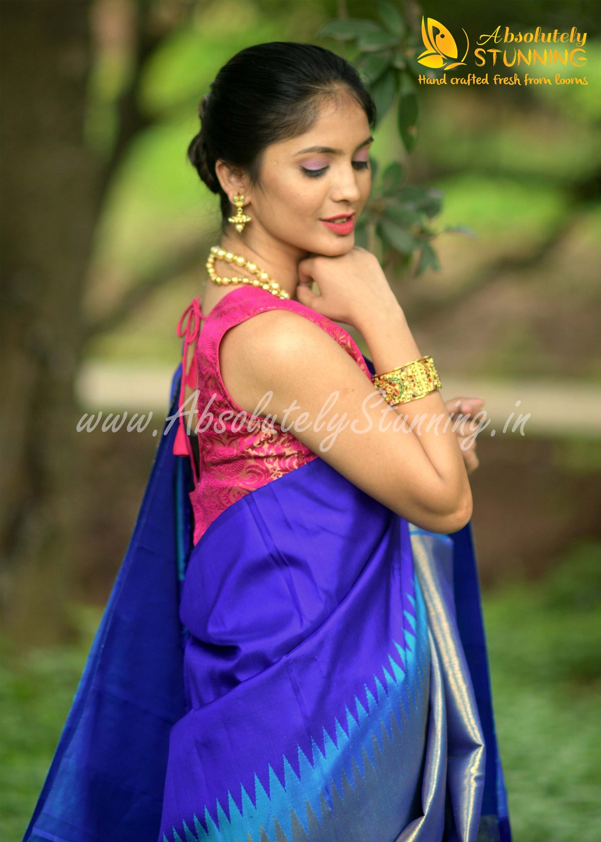 AROHANAM Hand Woven Royal Blue Rising border