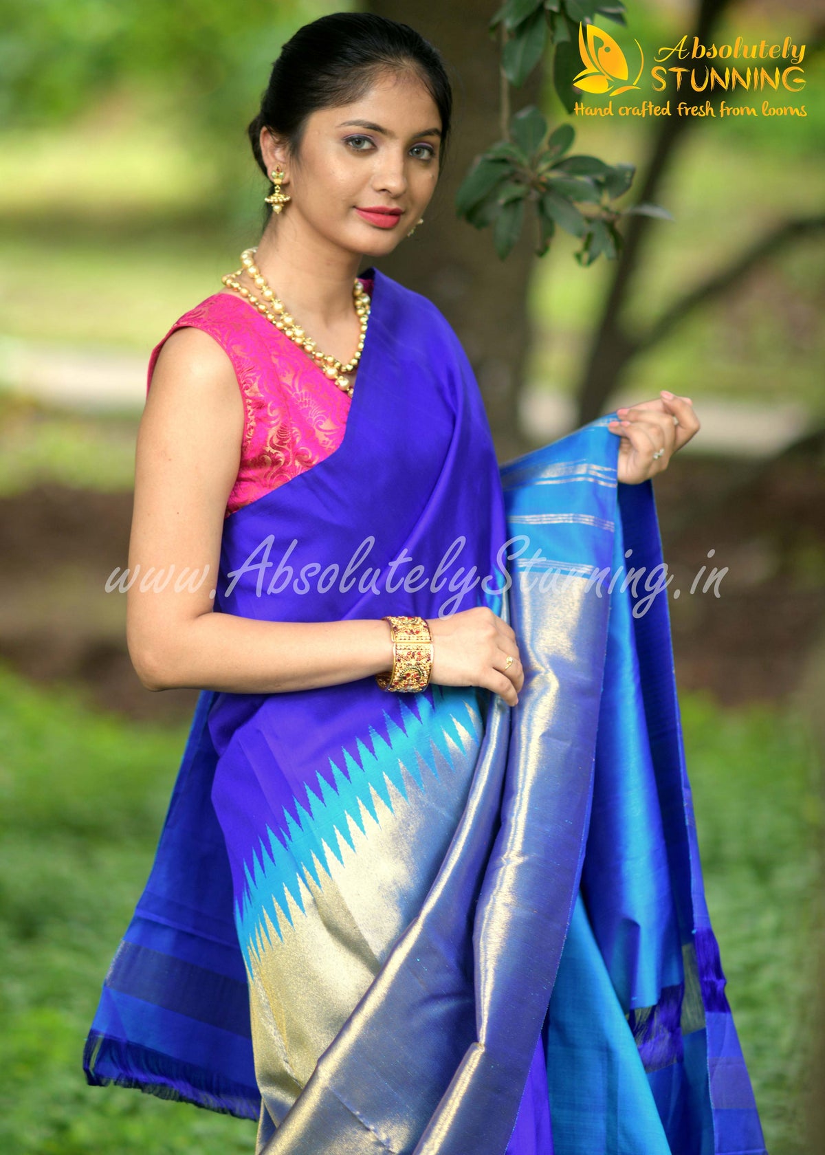 AROHANAM Hand Woven Royal Blue Rising border