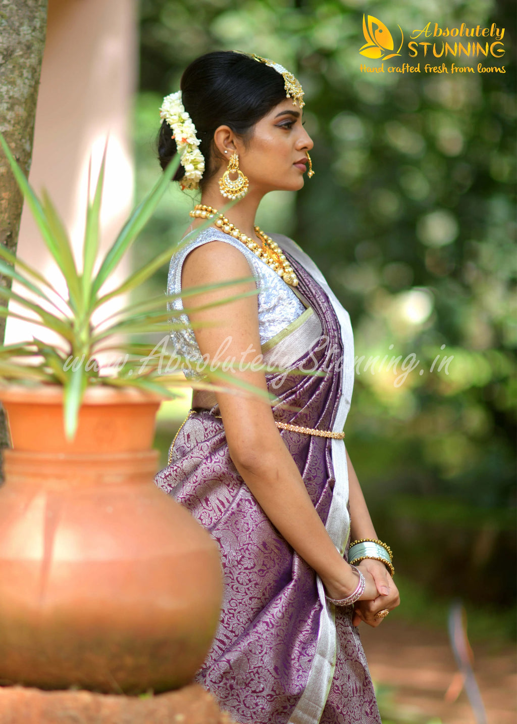 KANANAM Hand Woven Burgundy Bridal