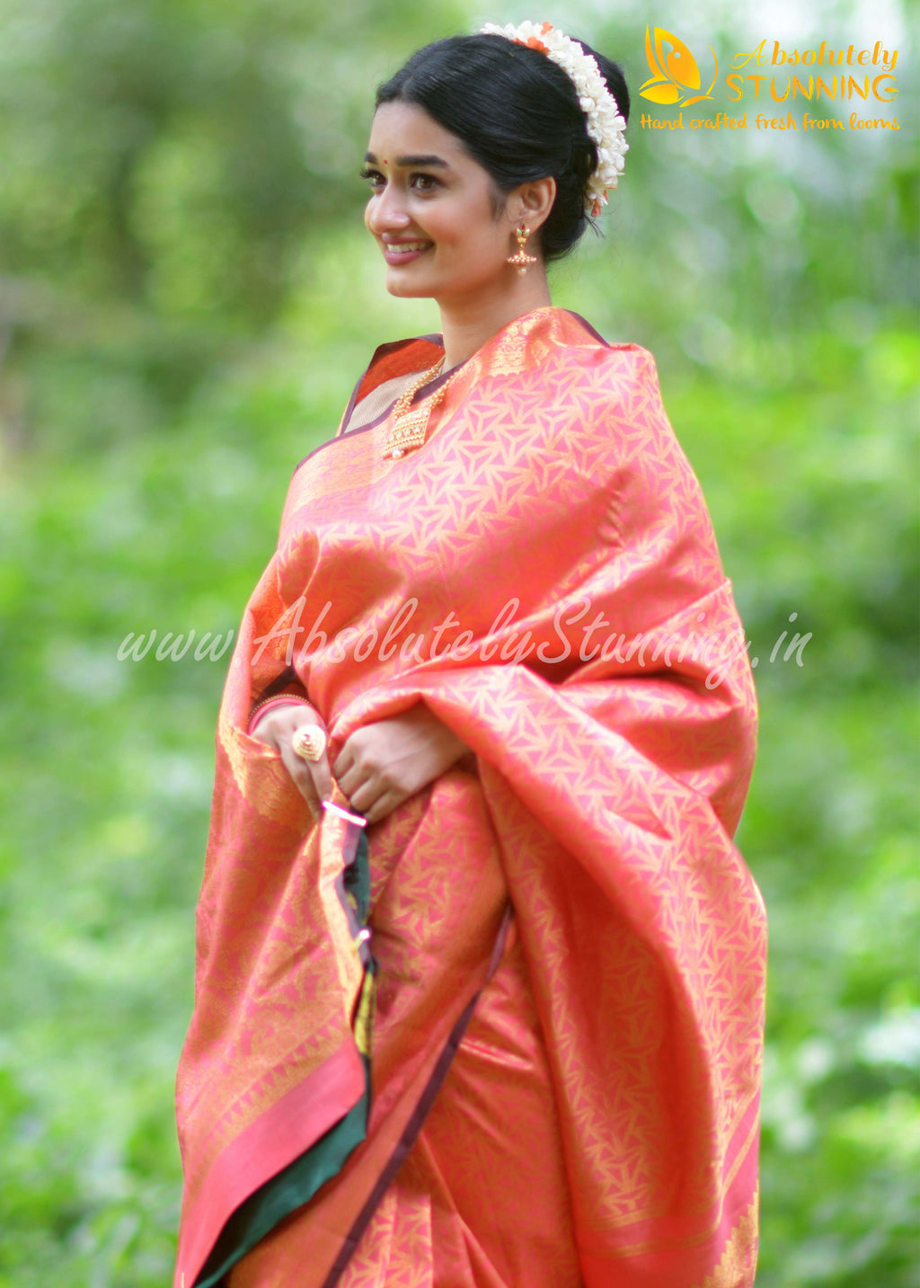MAYOORANARTHANAM Hand Woven Peach Bridal