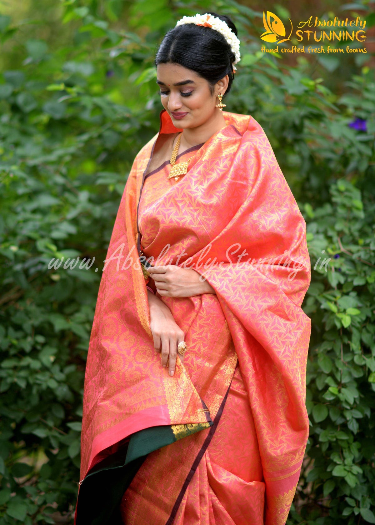 MAYOORANARTHANAM Hand Woven Peach Bridal