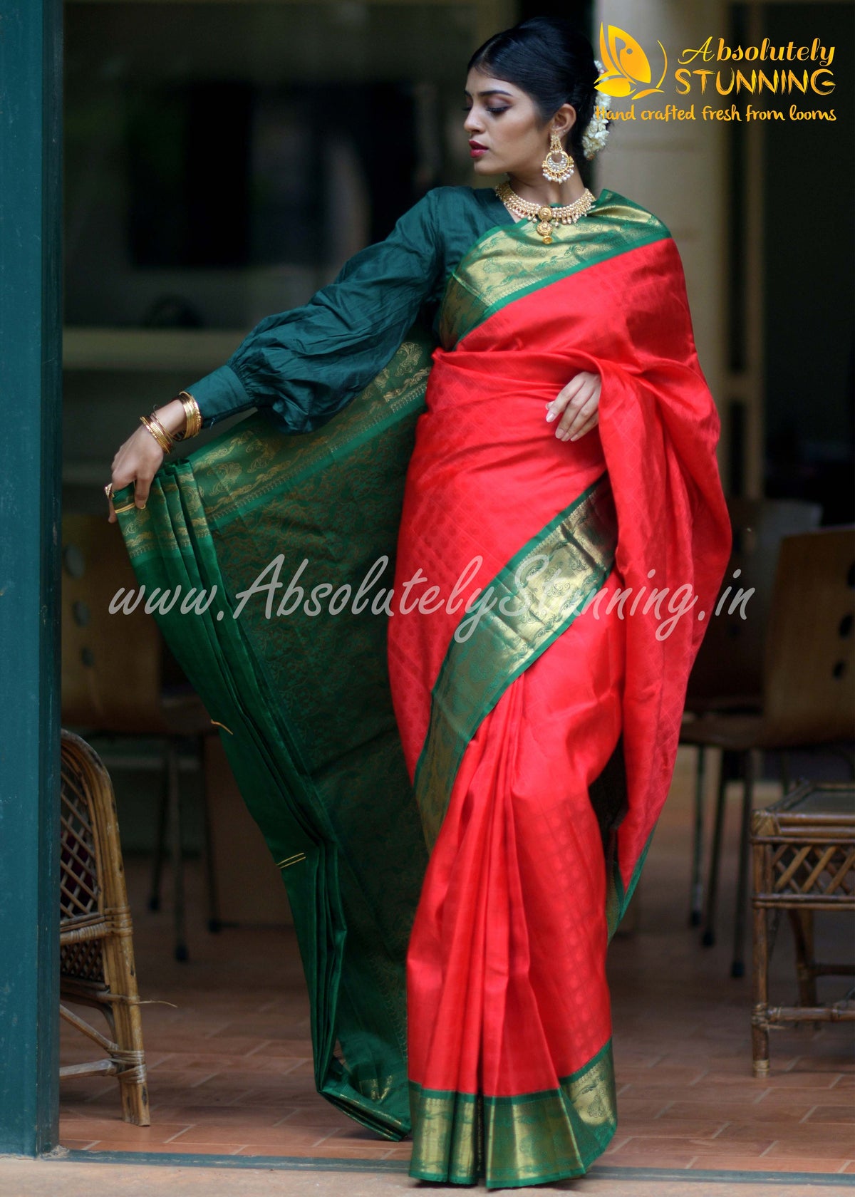 KOKILAM Handwoven Korvai Candy Apple Red