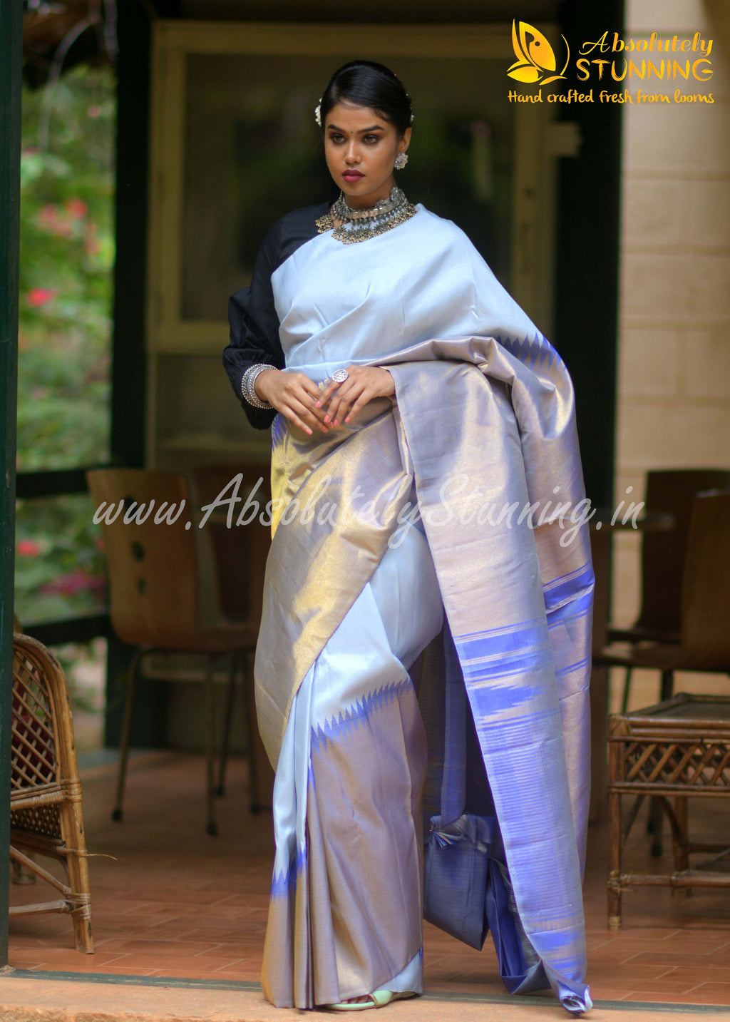 AROHANAM Hand Woven Fog Grey Rising Border
