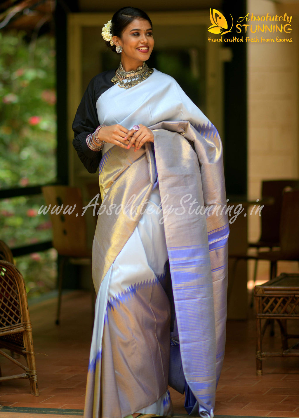 AROHANAM Hand Woven Fog Grey Rising Border