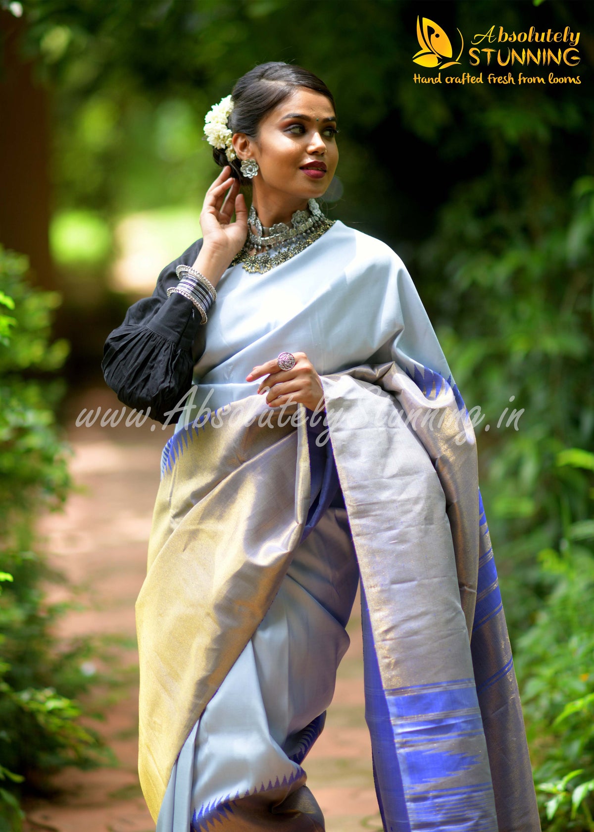 AROHANAM Hand Woven Fog Grey Rising Border