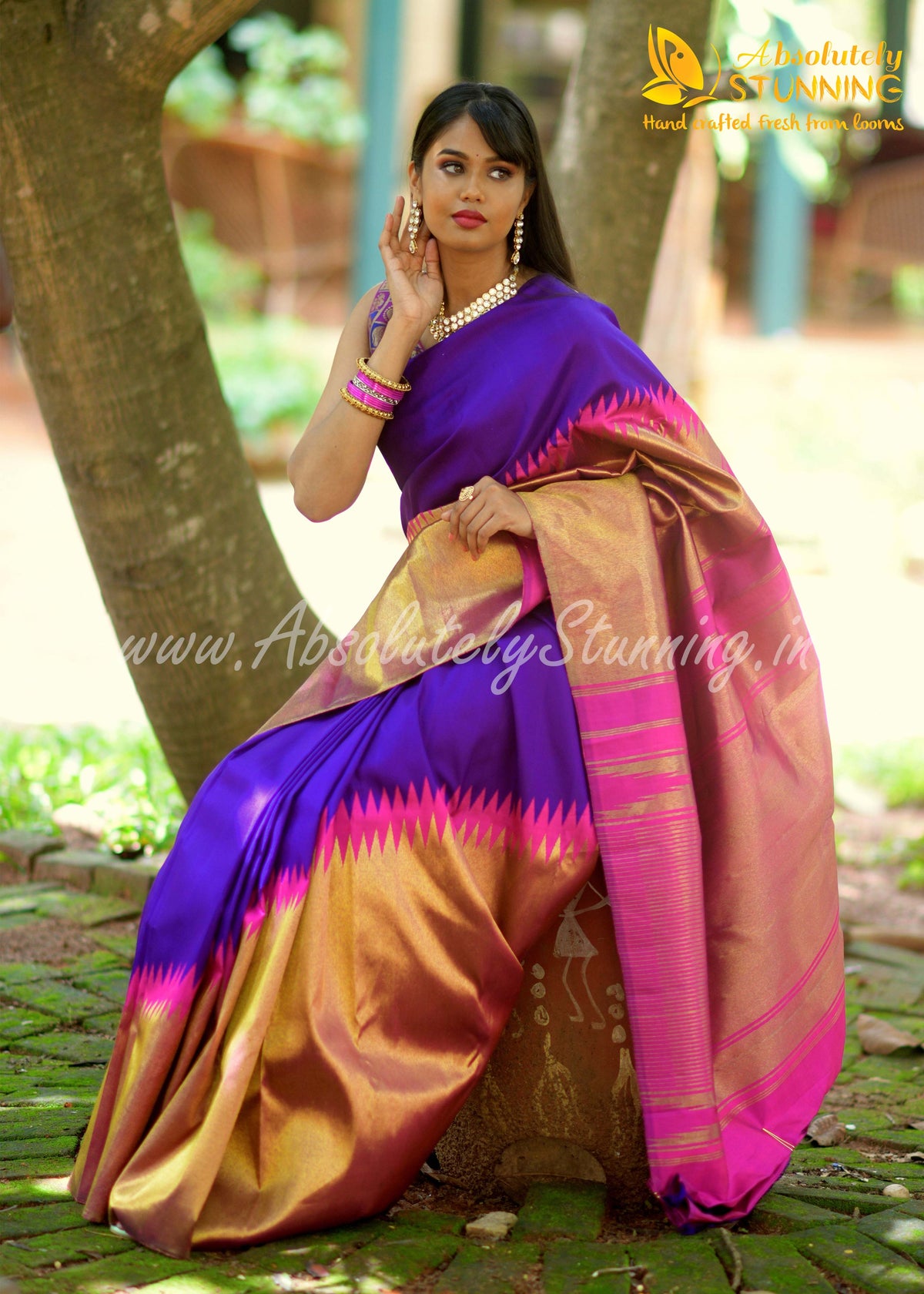 AROHANAM Hand Woven Royal Purple Rising border