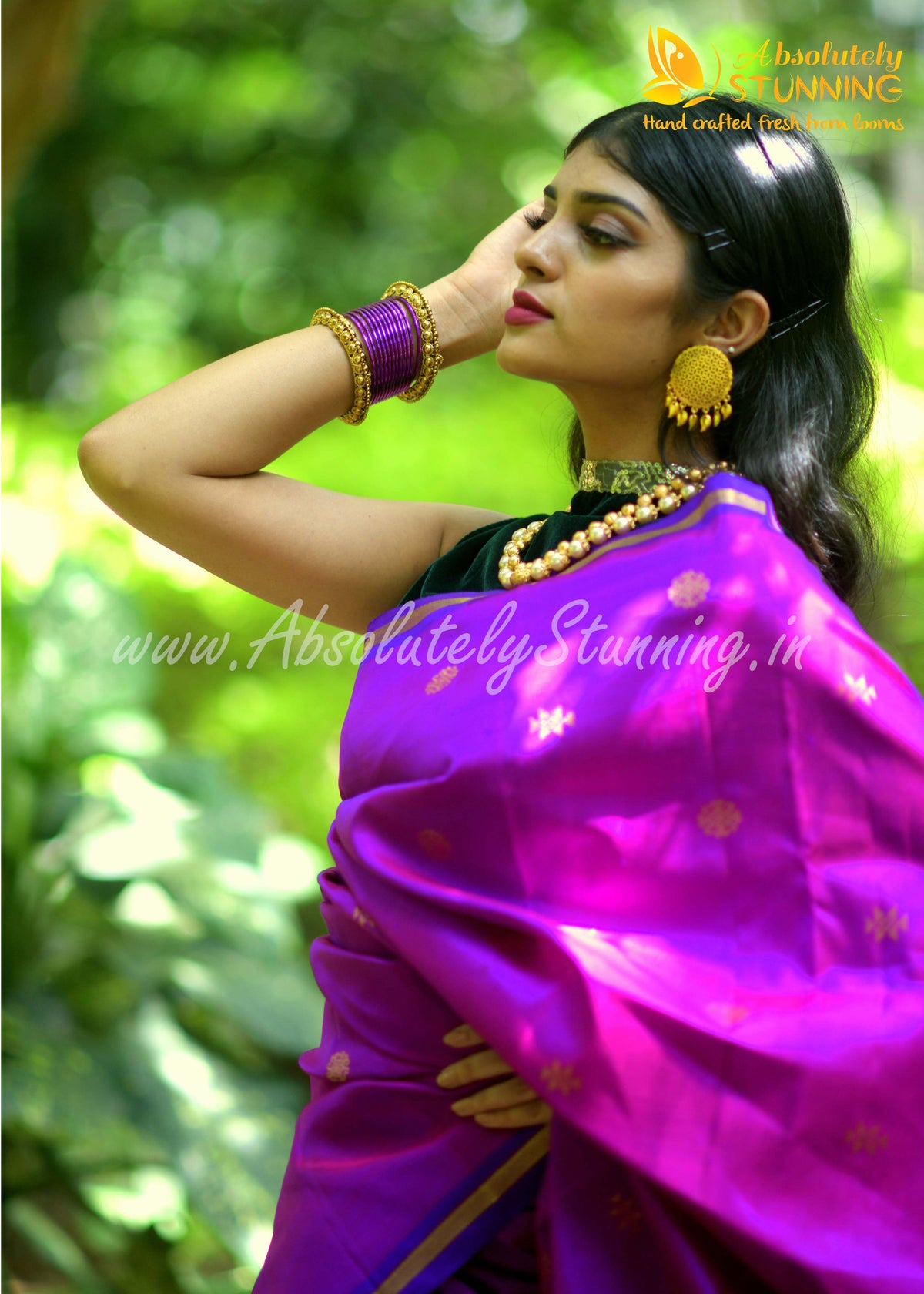 SOUNDARYAM Hand Woven Magenta Exquisite Motifs
