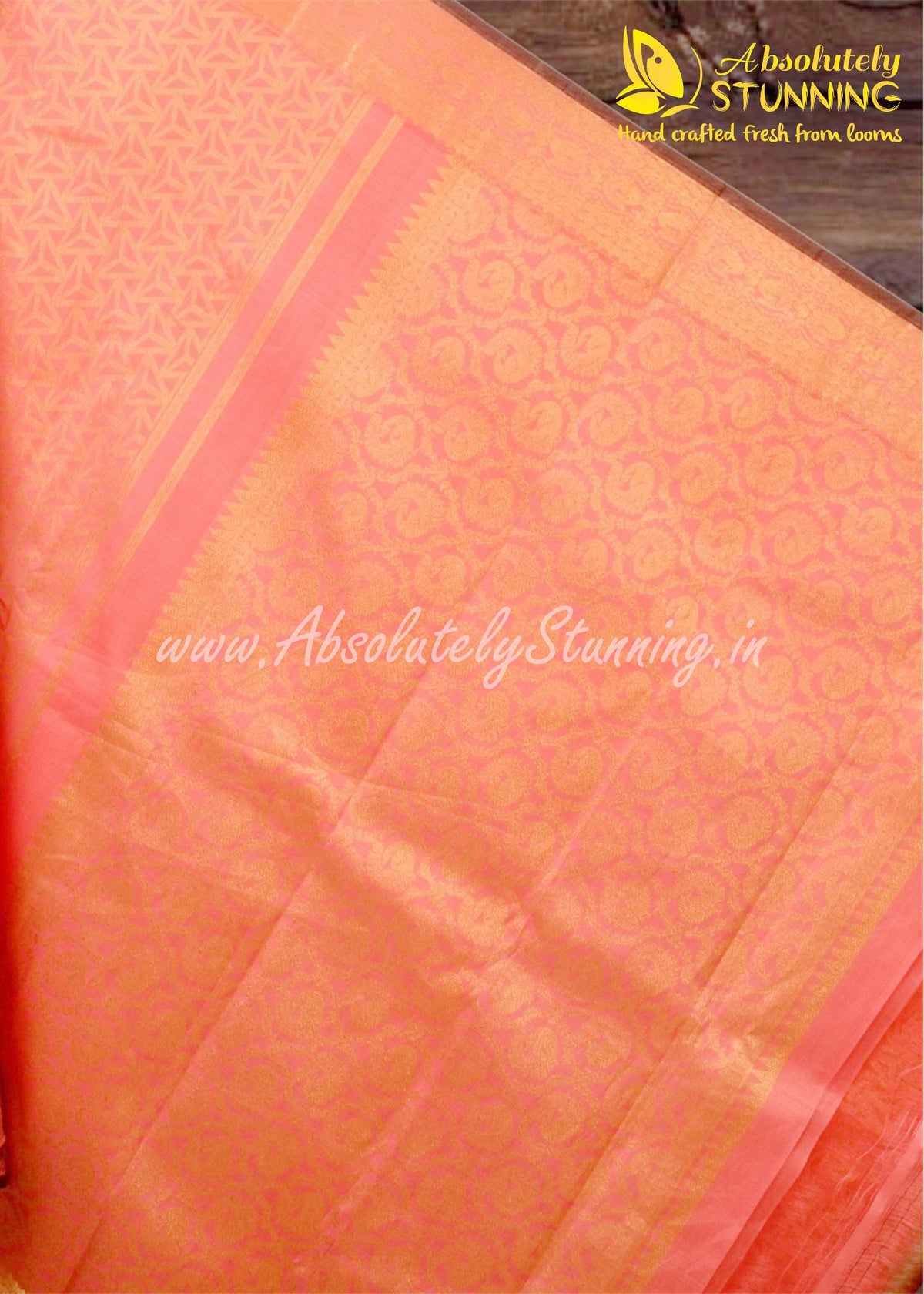 MAYOORANARTHANAM Hand Woven Peach Bridal