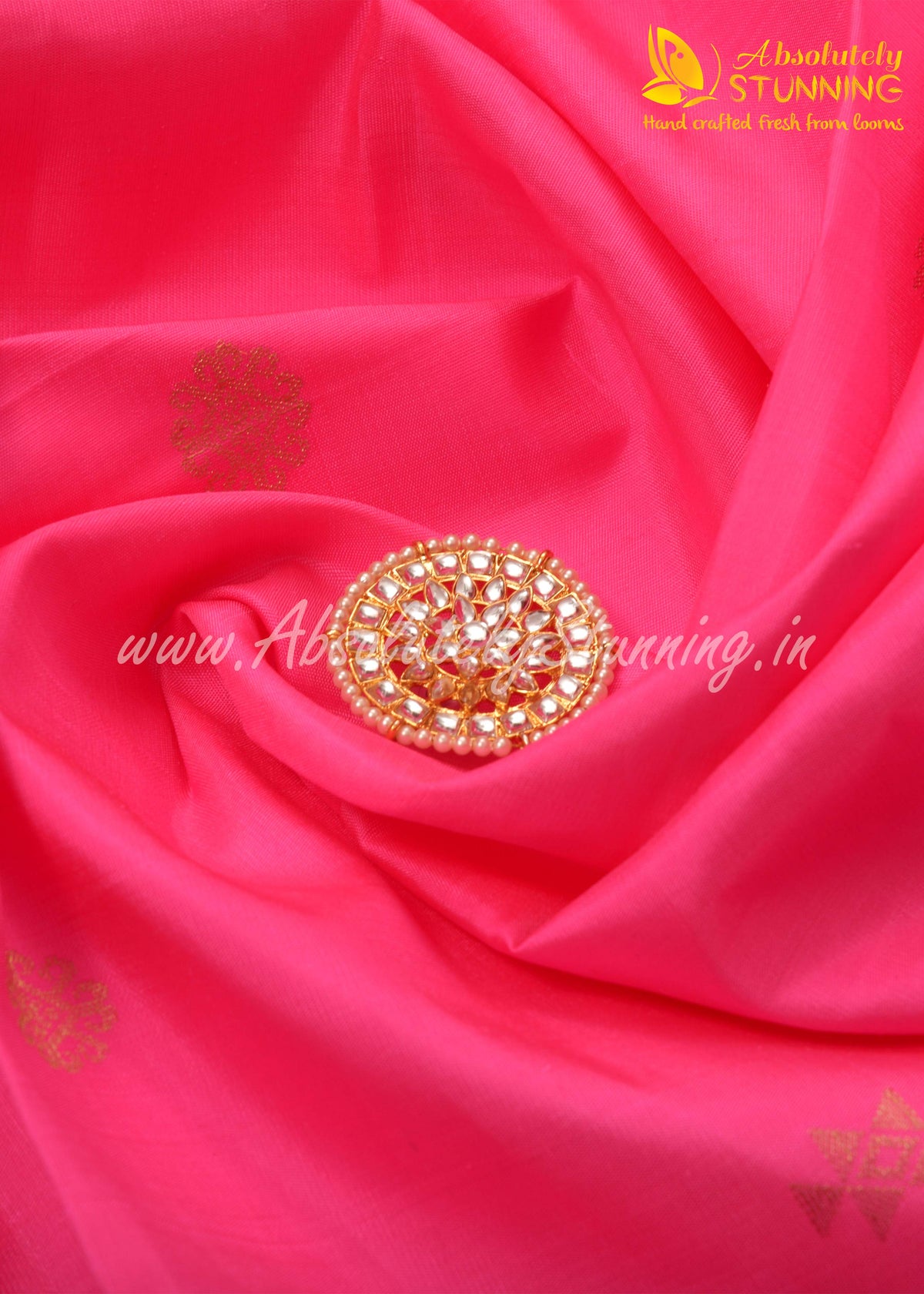 Soundaryam Hand Woven Lavender Exquisite Motifs