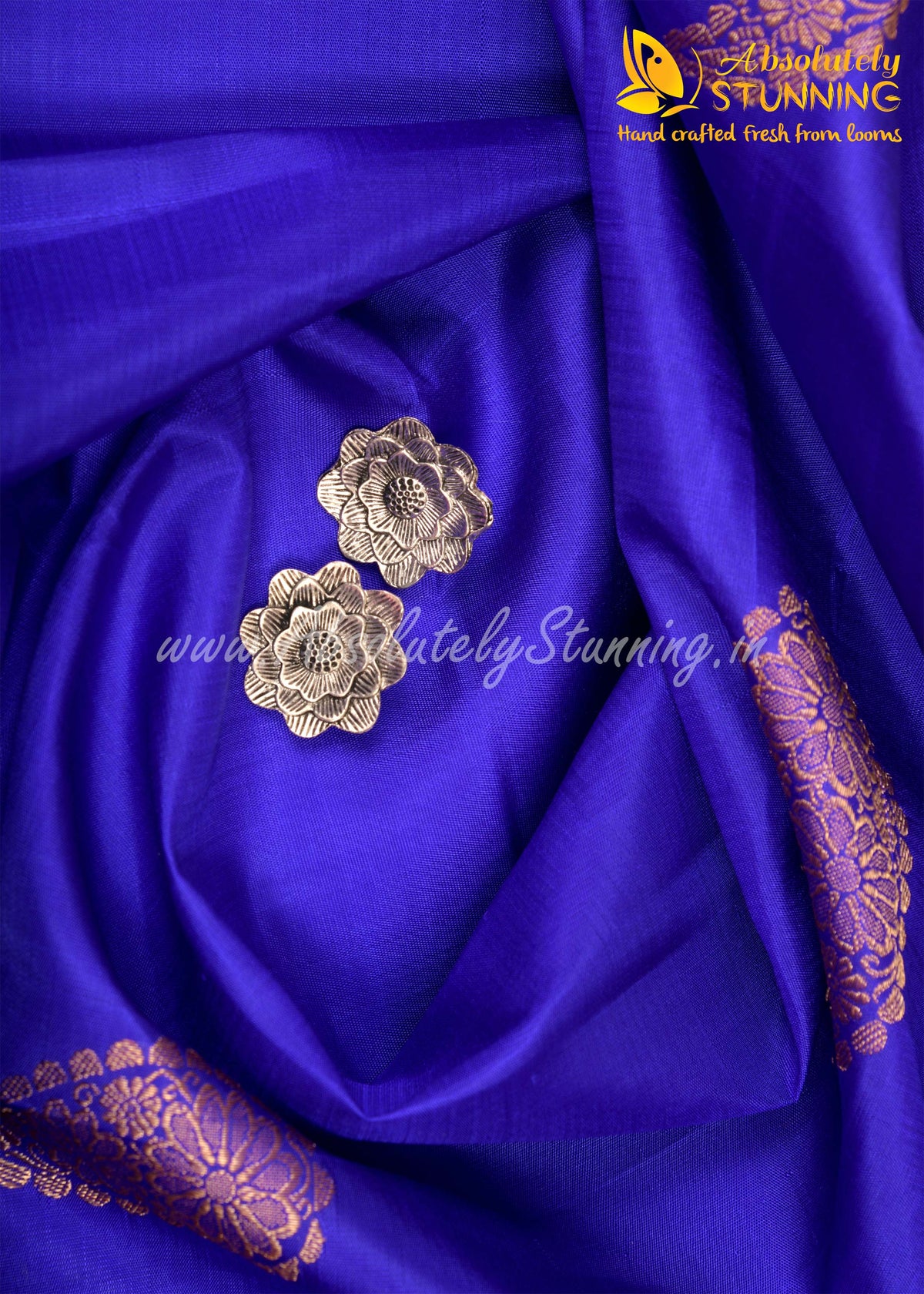 AAMRAM Light Greenish Blue Paisley Motif
