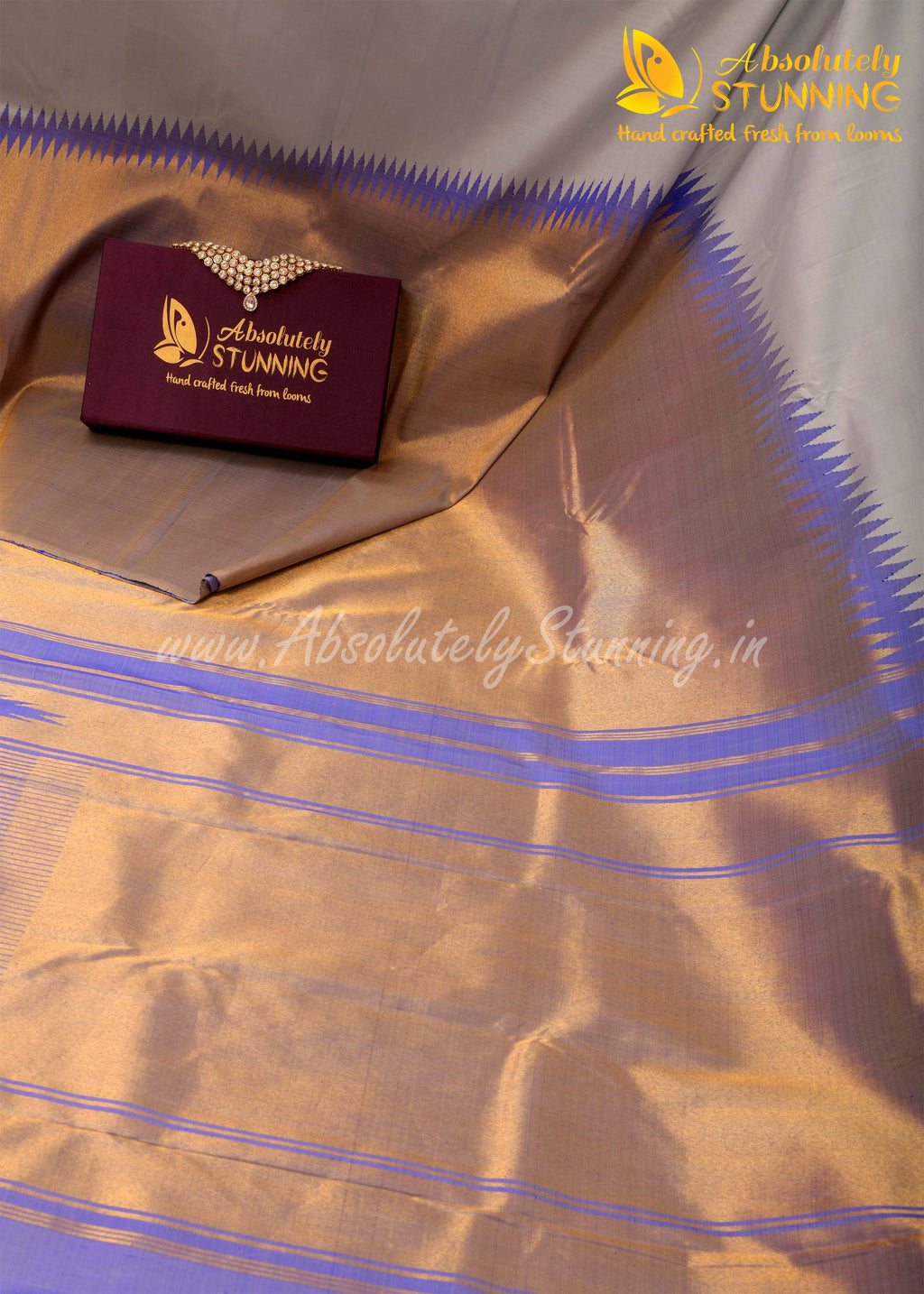 AROHANAM Hand Woven Fog Grey Rising Border